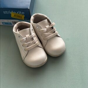 Stride Rite SRT Elliot White Baby Shoes